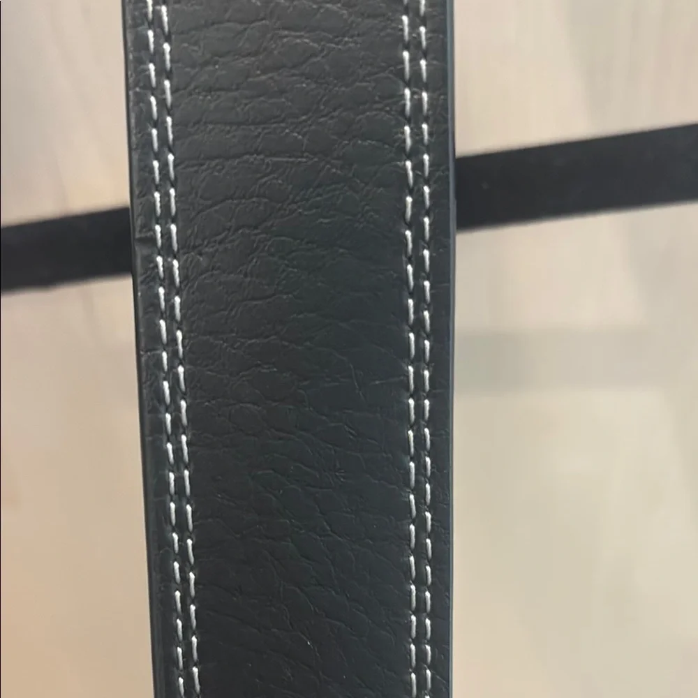 Nike Reversible Black to Brown Men’s Belt with Silver Buckle